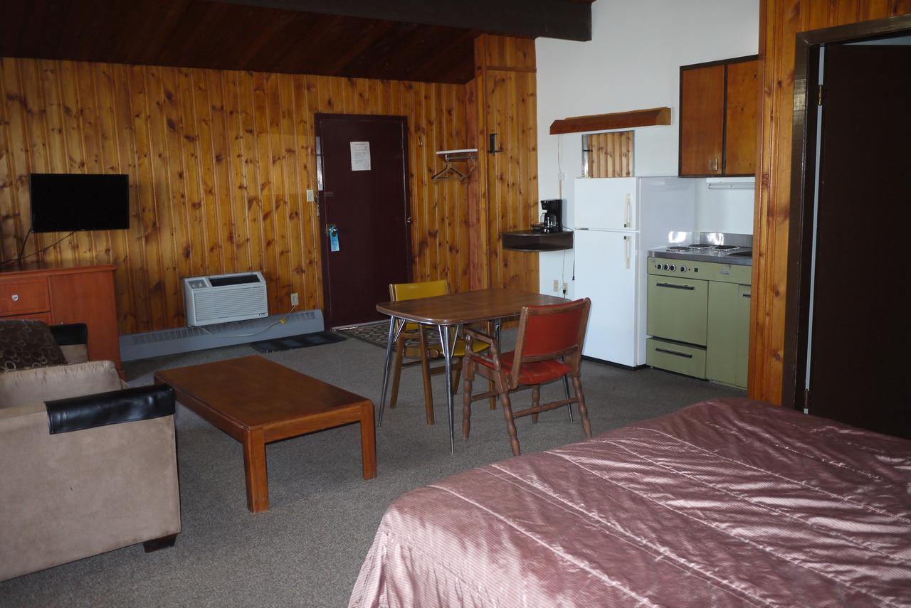 Pembina River Inn Entwistle ภายนอก รูปภาพ
