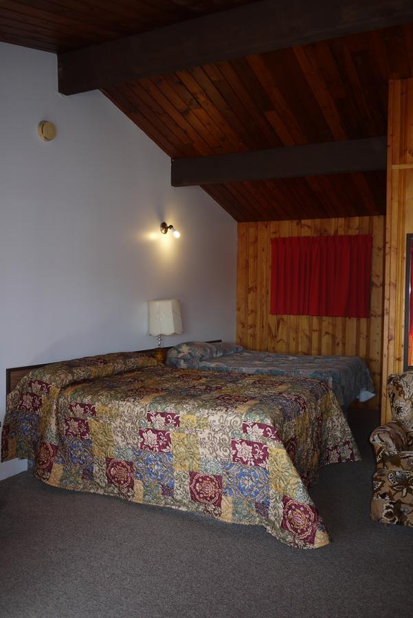 Pembina River Inn Entwistle ภายนอก รูปภาพ